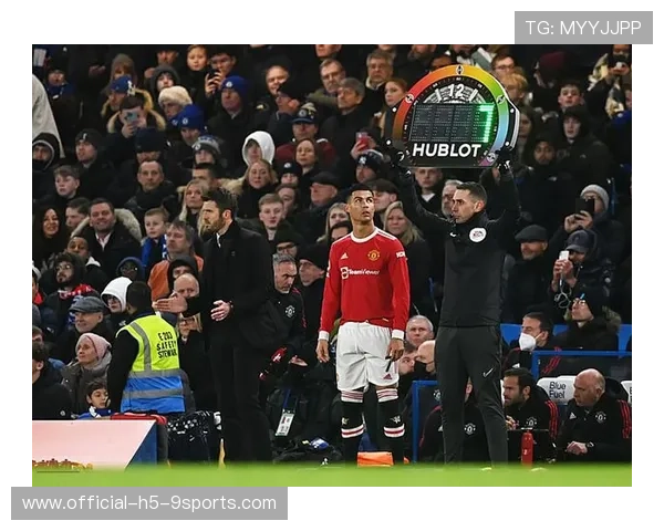 球员拒绝替补出场，俱乐部启动内部调查