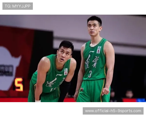 赵继伟接班韩德君成辽篮新核心 郭艾伦张镇麟却已离开，辽篮赵继伟个人资料